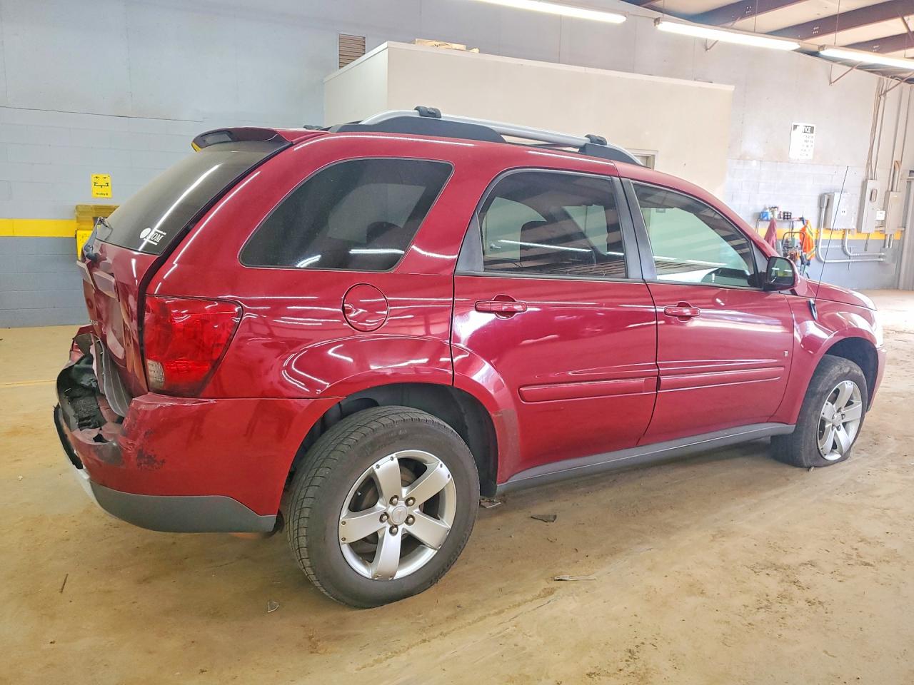 2006 PONTIAC TORRENT photo 3