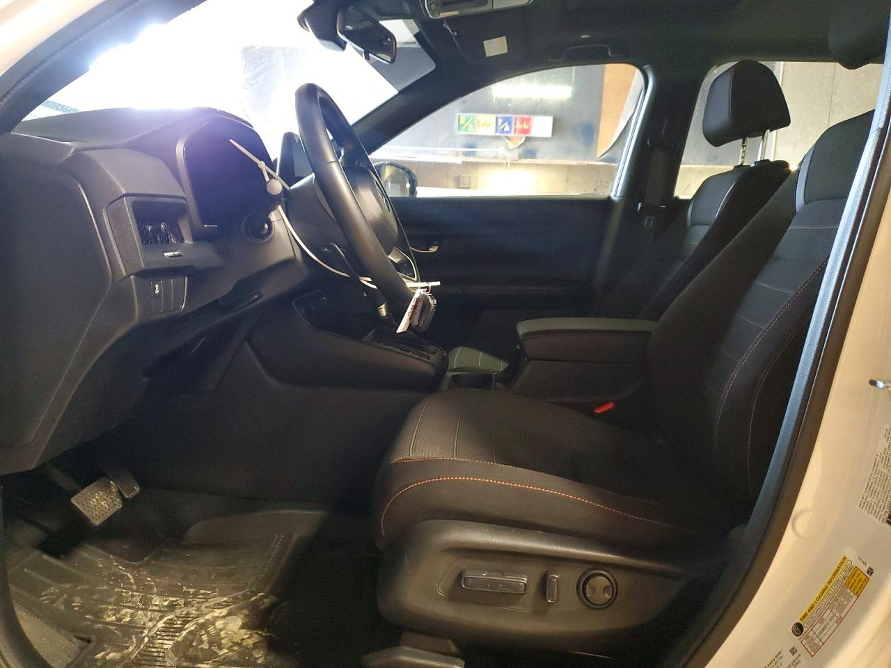 2025 HONDA CR-V SPORT photo 13