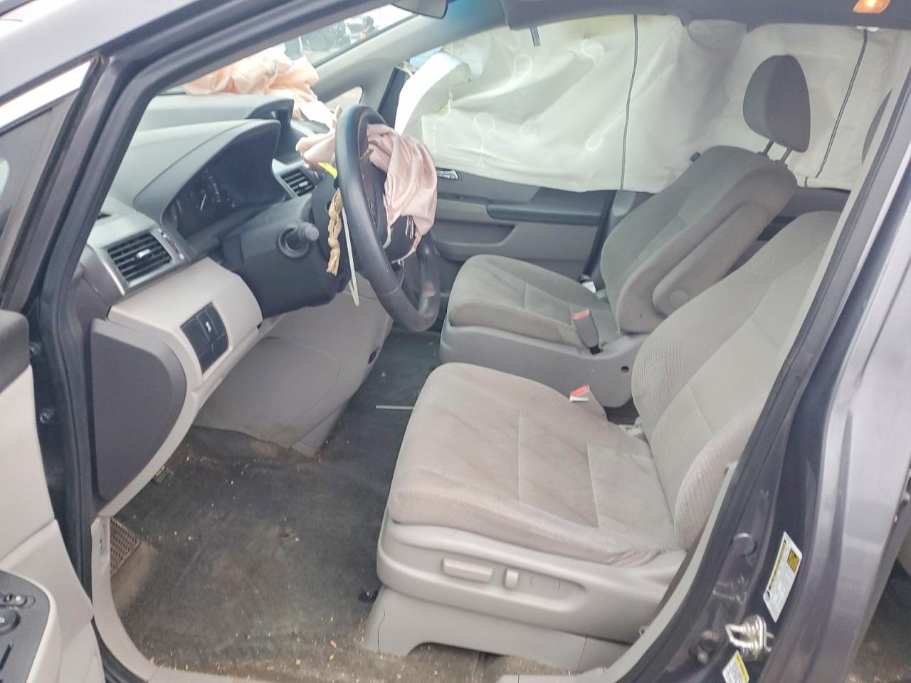 2014 HONDA ODYSSEY LX photo 19