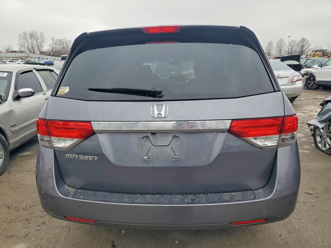 2014 HONDA ODYSSEY LX photo 16