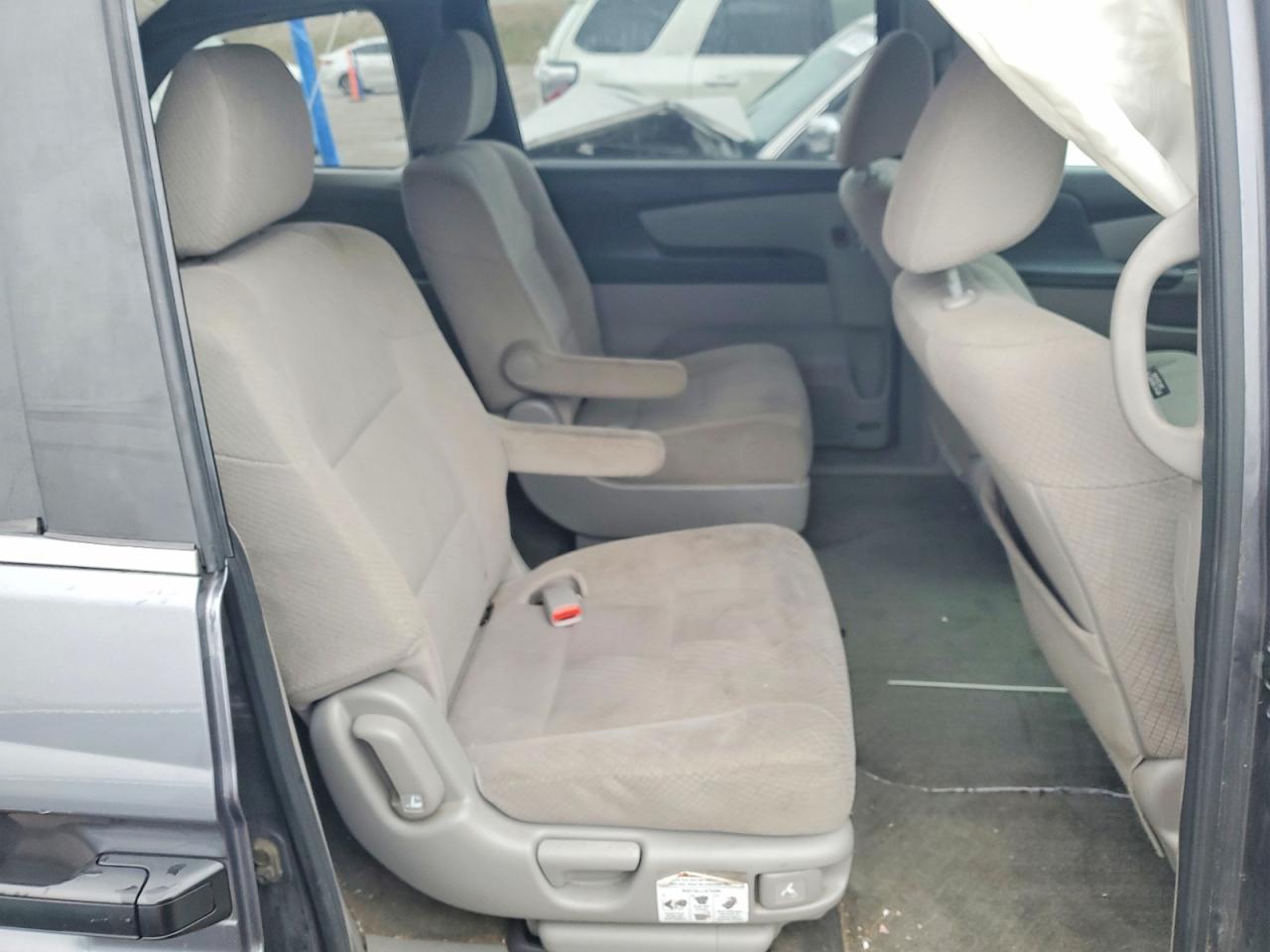 2014 HONDA ODYSSEY LX photo 31