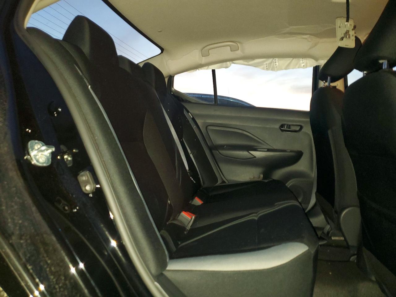 2025 NISSAN VERSA S photo 10