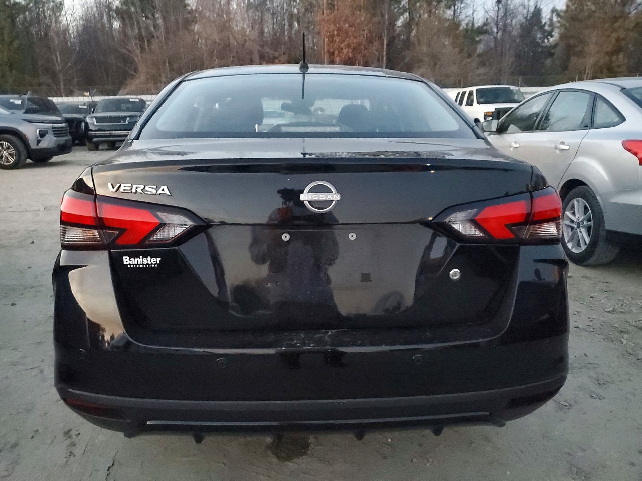 2025 NISSAN VERSA S photo 6
