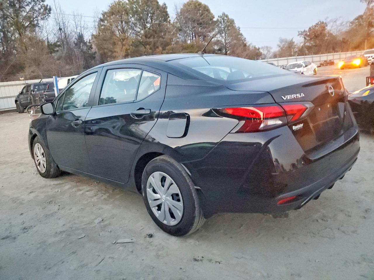 2025 NISSAN VERSA S photo 2