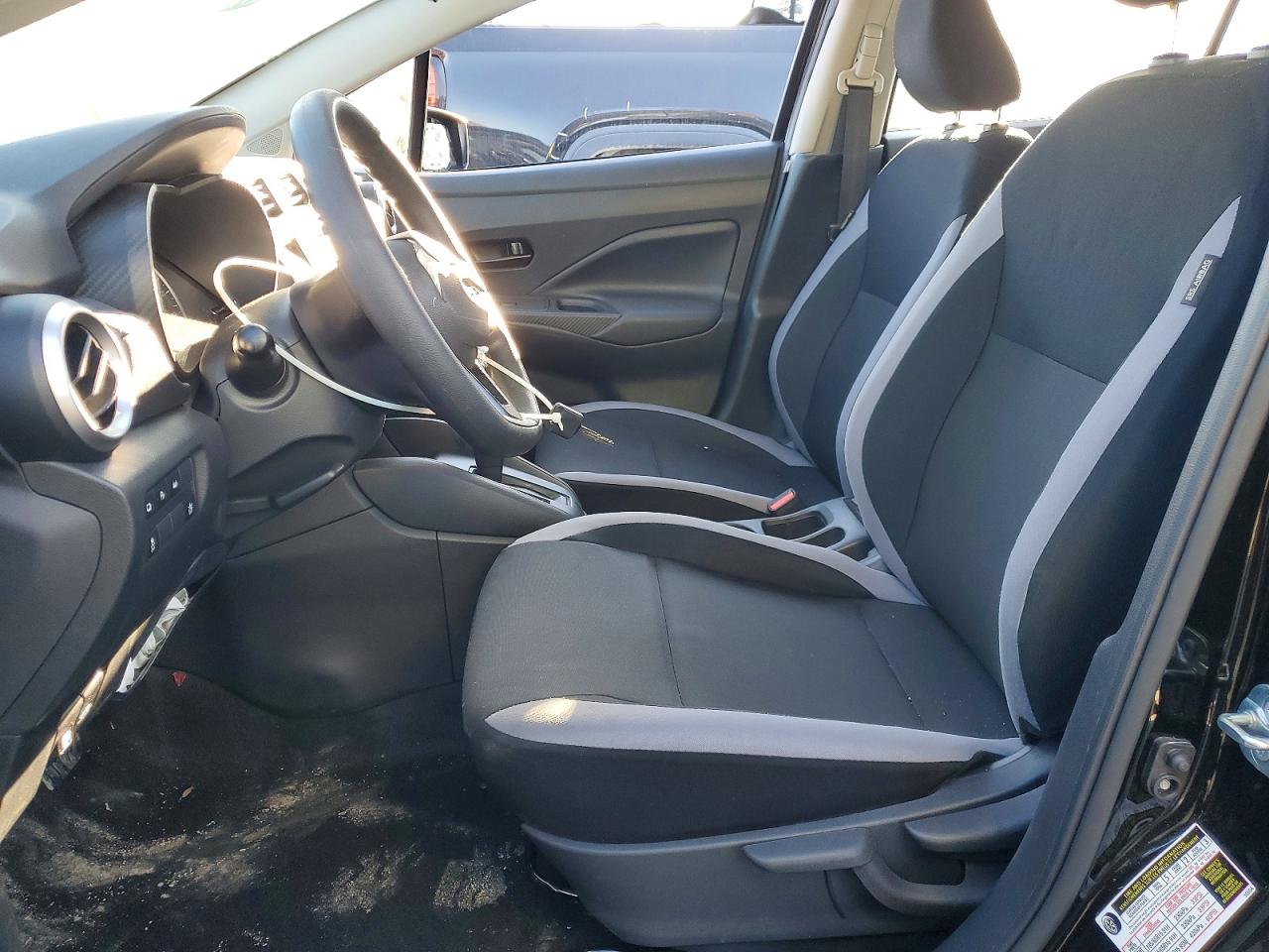 2025 NISSAN VERSA S photo 7