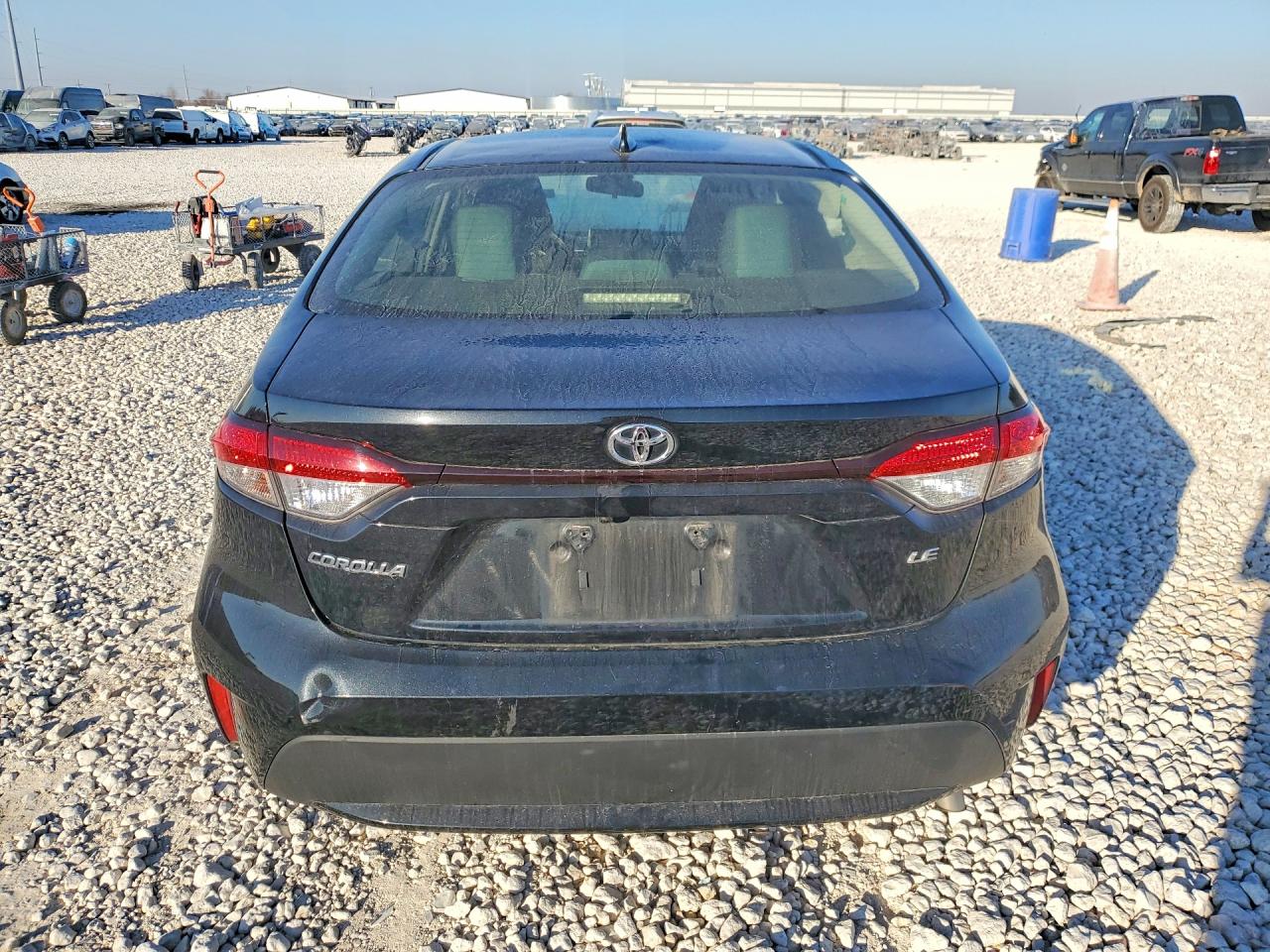 2022 TOYOTA COROLLA LE photo 11