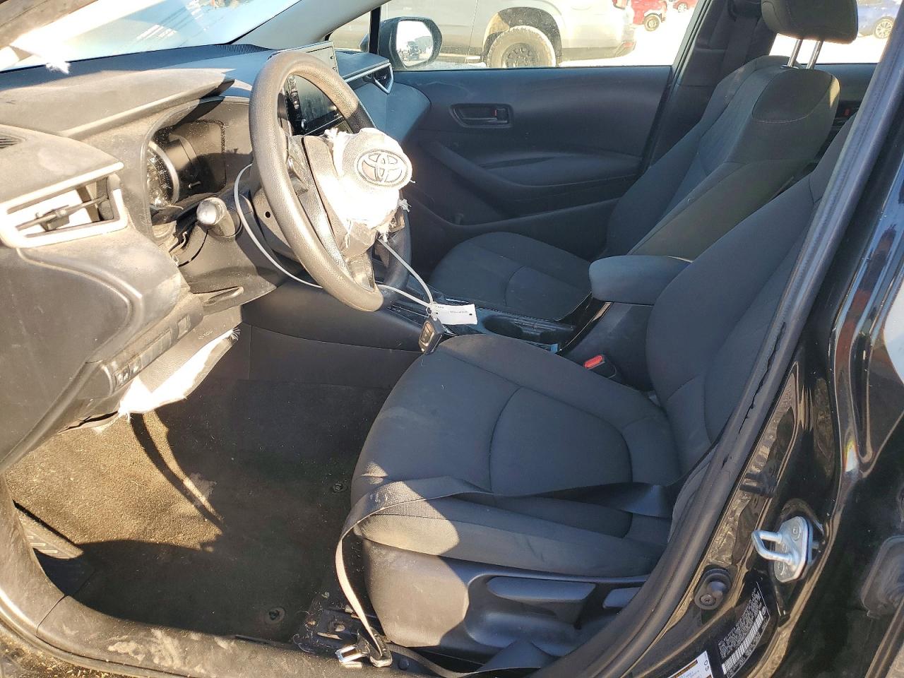 2022 TOYOTA COROLLA LE photo 13