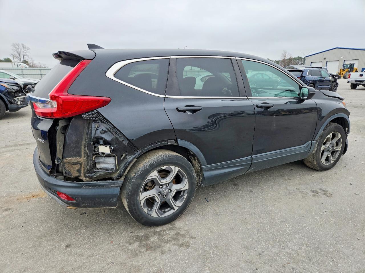 2017 HONDA CR-V EX photo 3