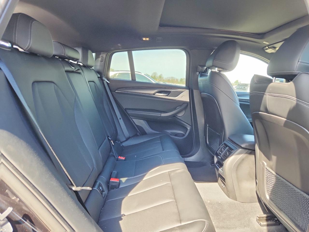 2024 BMW X4 XDRIVE30I photo 21