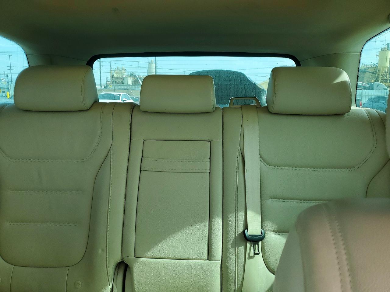 2014 VOLKSWAGEN TOUAREG V6 TDI photo 10