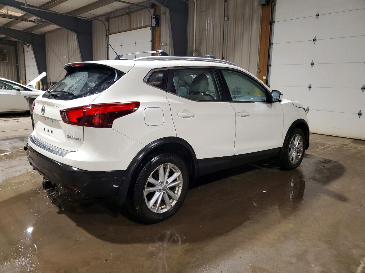 2018 NISSAN ROGUE SPORT SV photo 3