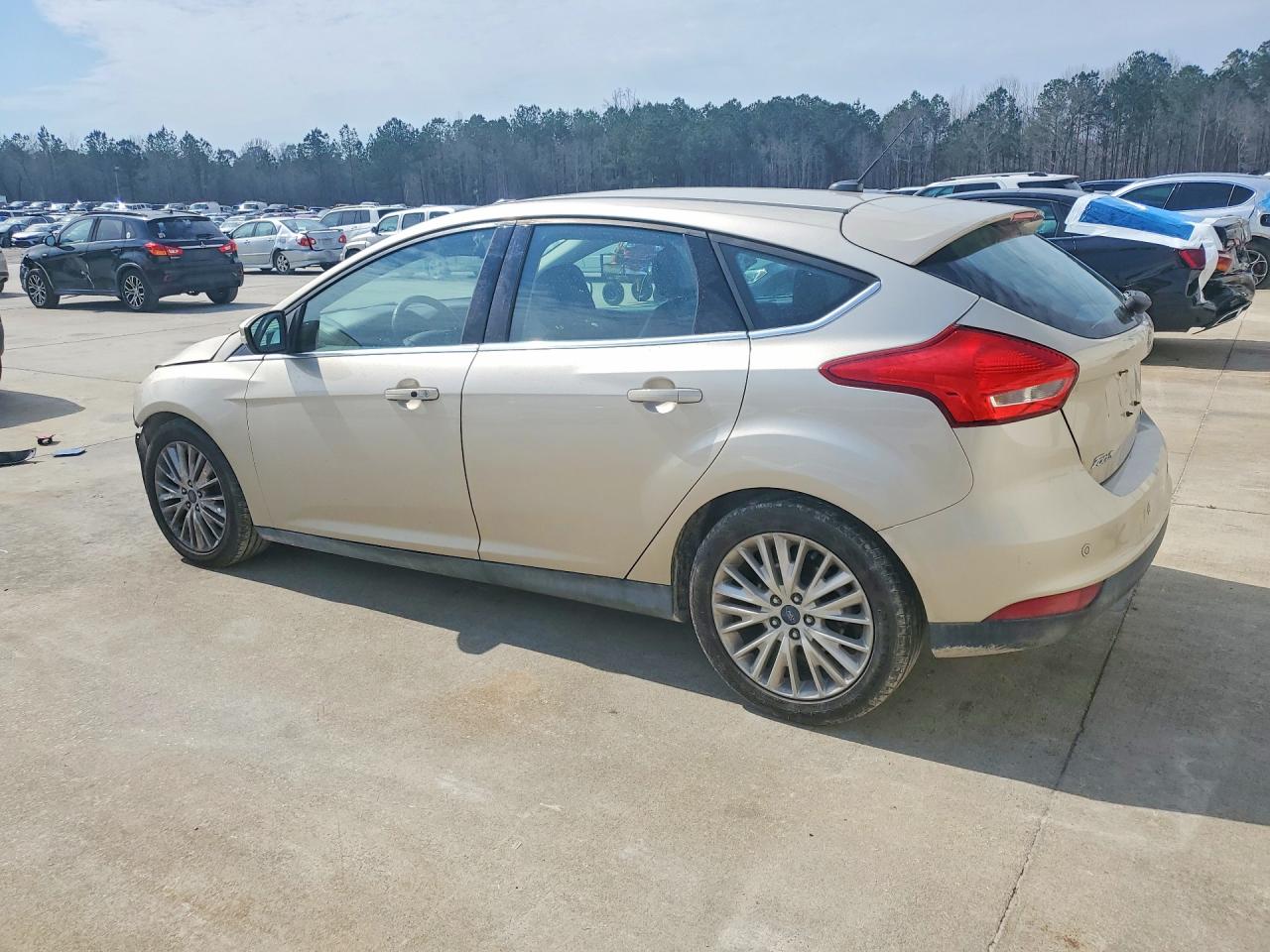 2018 FORD FOCUS TITANIUM photo 2