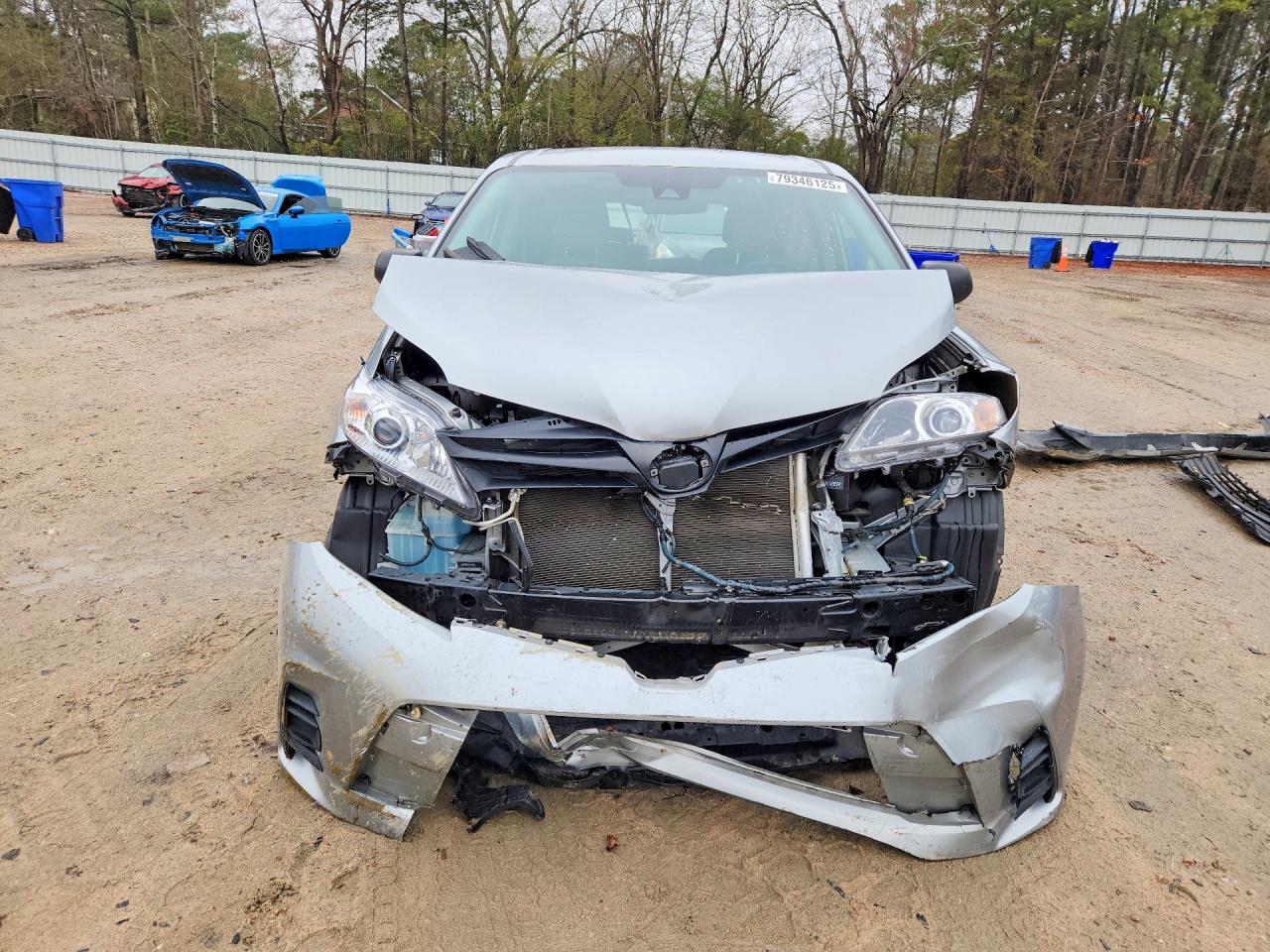2020 TOYOTA SIENNA L 7-PASSENGER photo 5