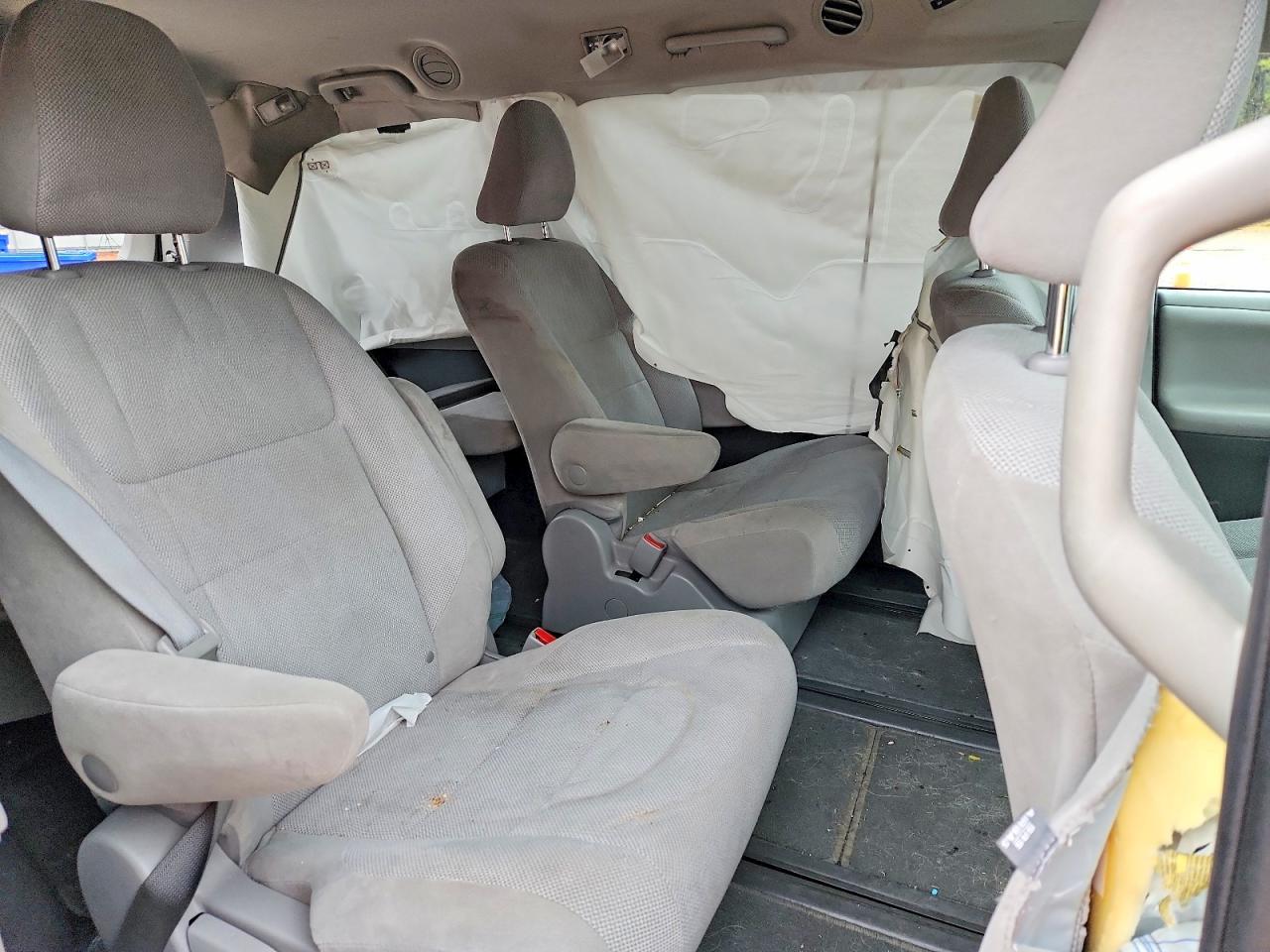 2020 TOYOTA SIENNA L 7-PASSENGER photo 11