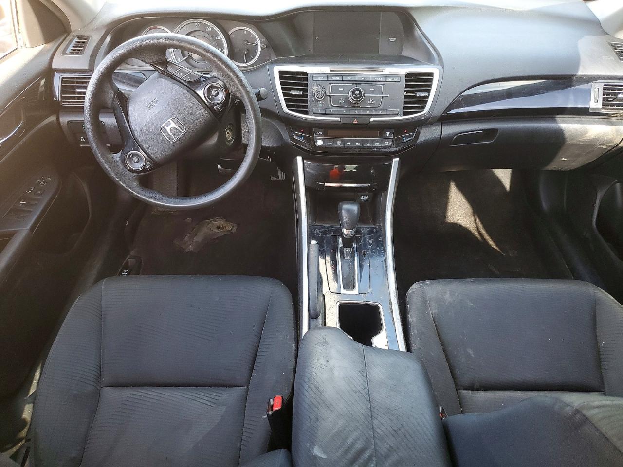 2016 HONDA ACCORD LX photo 22