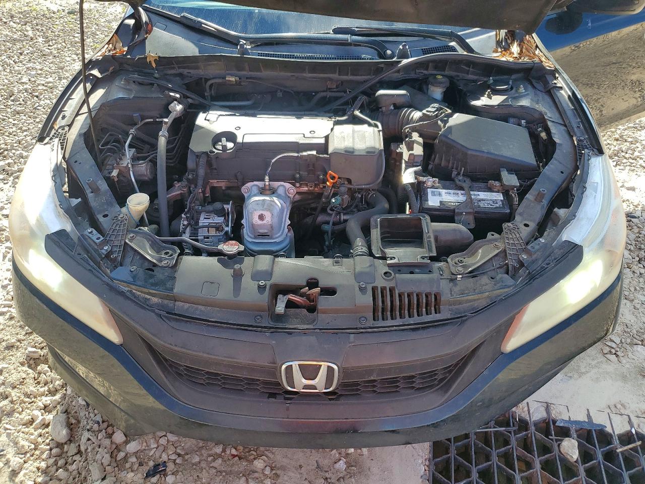 2016 HONDA ACCORD LX photo 31