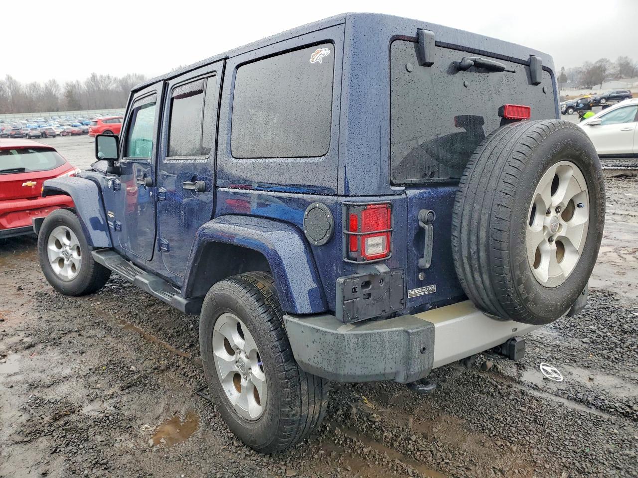 2013 JEEP WRANGLER UNLIMITED SAHARA photo 3