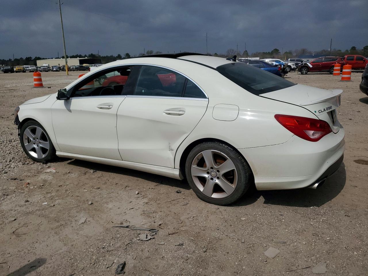2016 MERCEDES-BENZ CLA 250 4MATIC photo 3