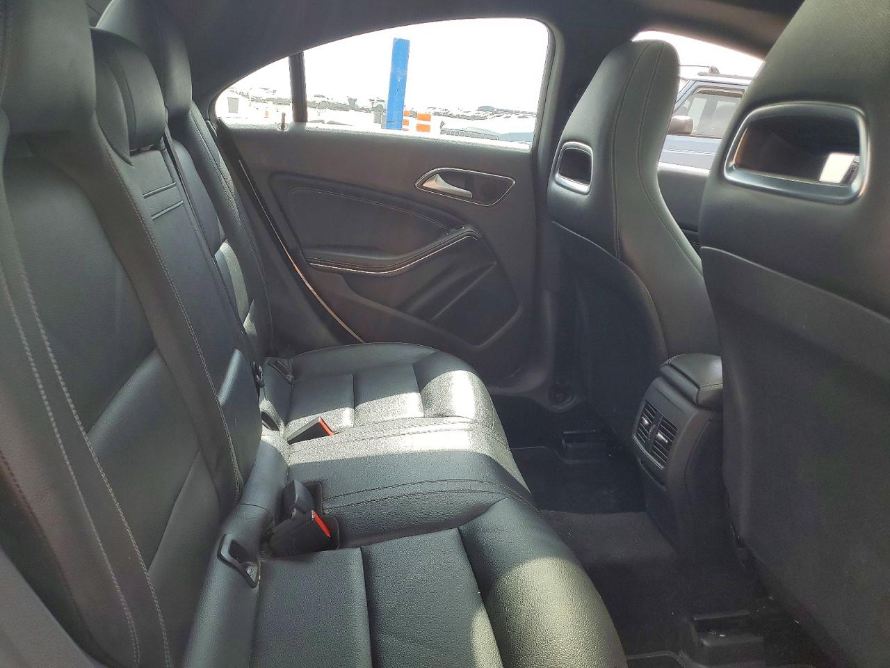 2016 MERCEDES-BENZ CLA 250 4MATIC photo 19