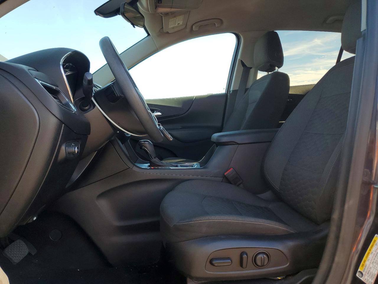 2018 CHEVROLET EQUINOX LT photo 13