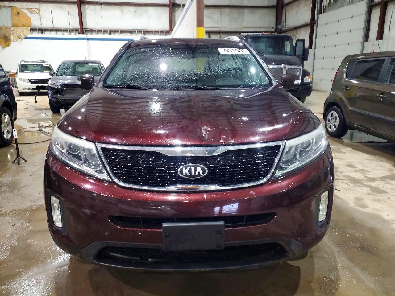 2014 KIA SORENTO LX photo 9