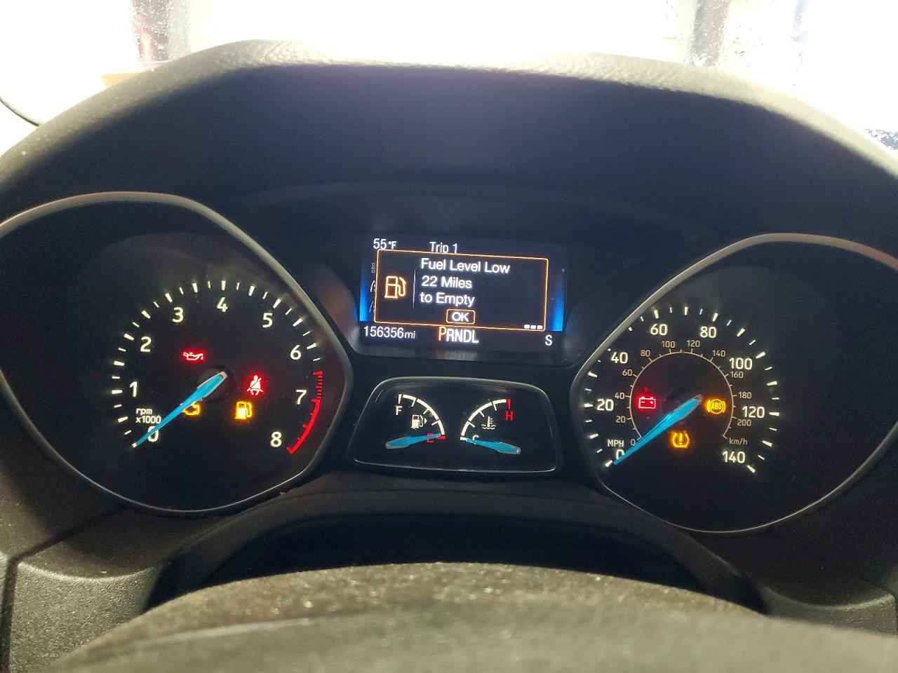 2017 FORD FOCUS SE photo 9