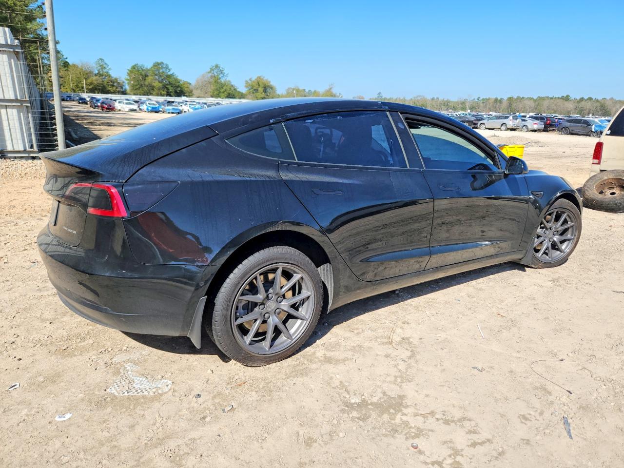 2022 TESLA MODEL 3 photo 3