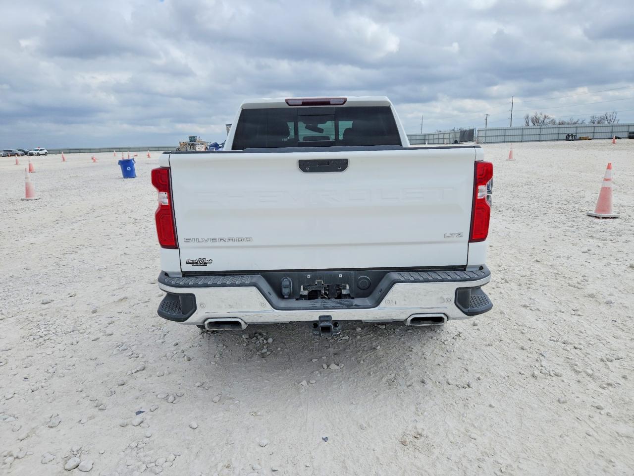 2021 CHEVROLET SILVERADO K1500 LTZ photo 11