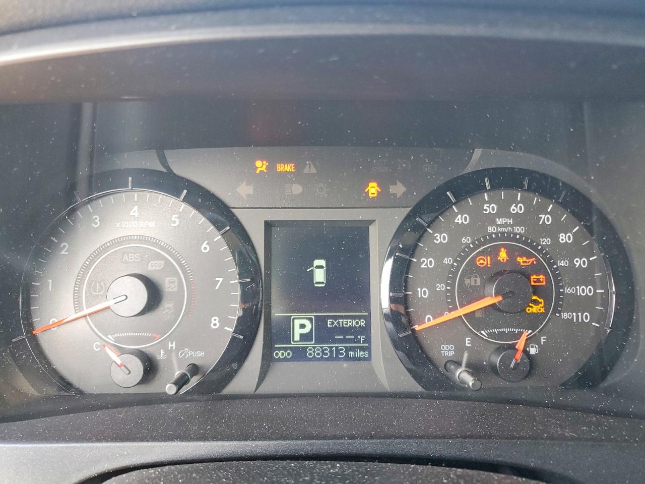 2017 TOYOTA SIENNA LE 8-PASSENGER photo 9