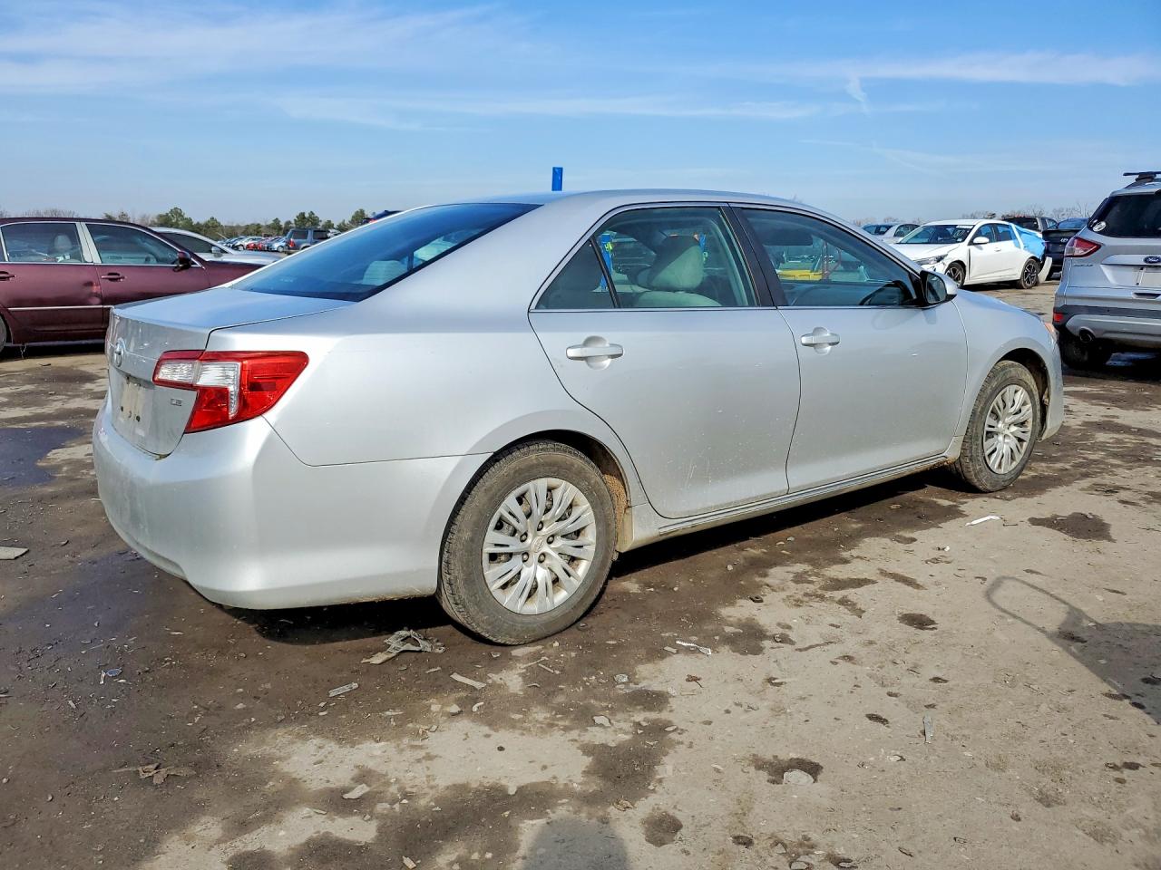2012 TOYOTA CAMRY LE photo 7