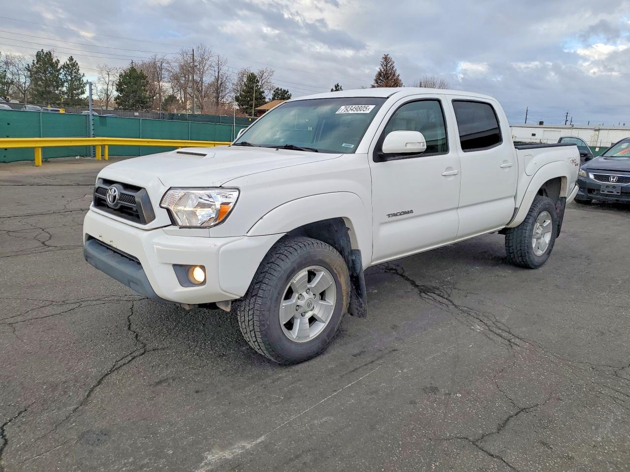 2013 TOYOTA TACOMA