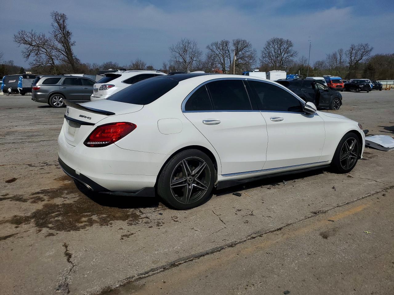 2019 MERCEDES-BENZ C 300 photo 3
