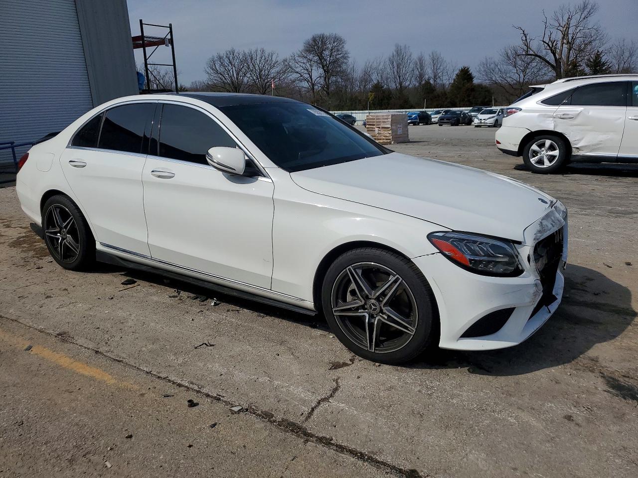 2019 MERCEDES-BENZ C 300 photo 4