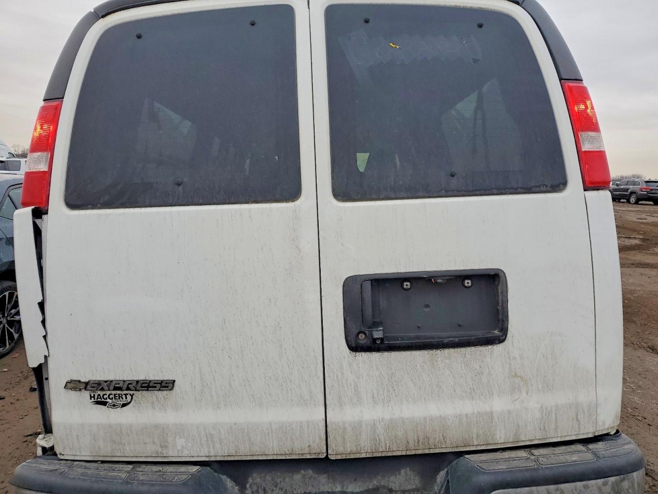 2020 CHEVROLET EXPRESS G3500 LT photo 19
