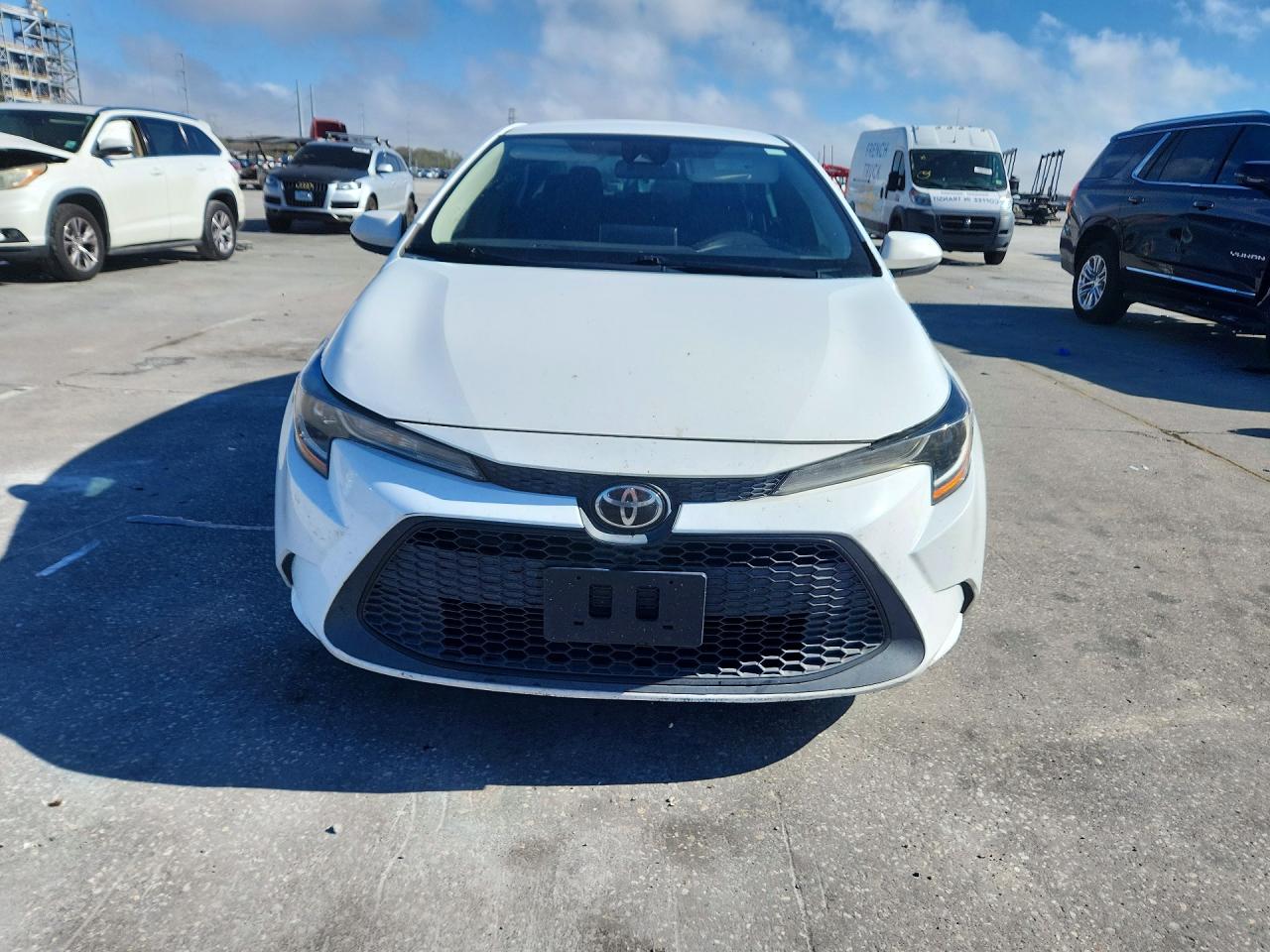 2021 TOYOTA COROLLA LE photo 5