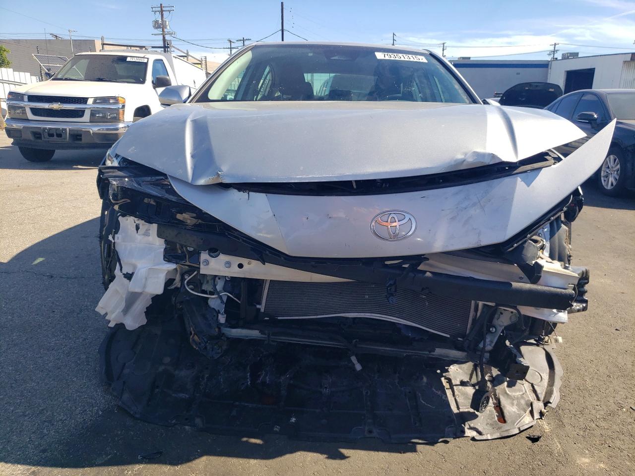 2025 TOYOTA CAMRY LE photo 5