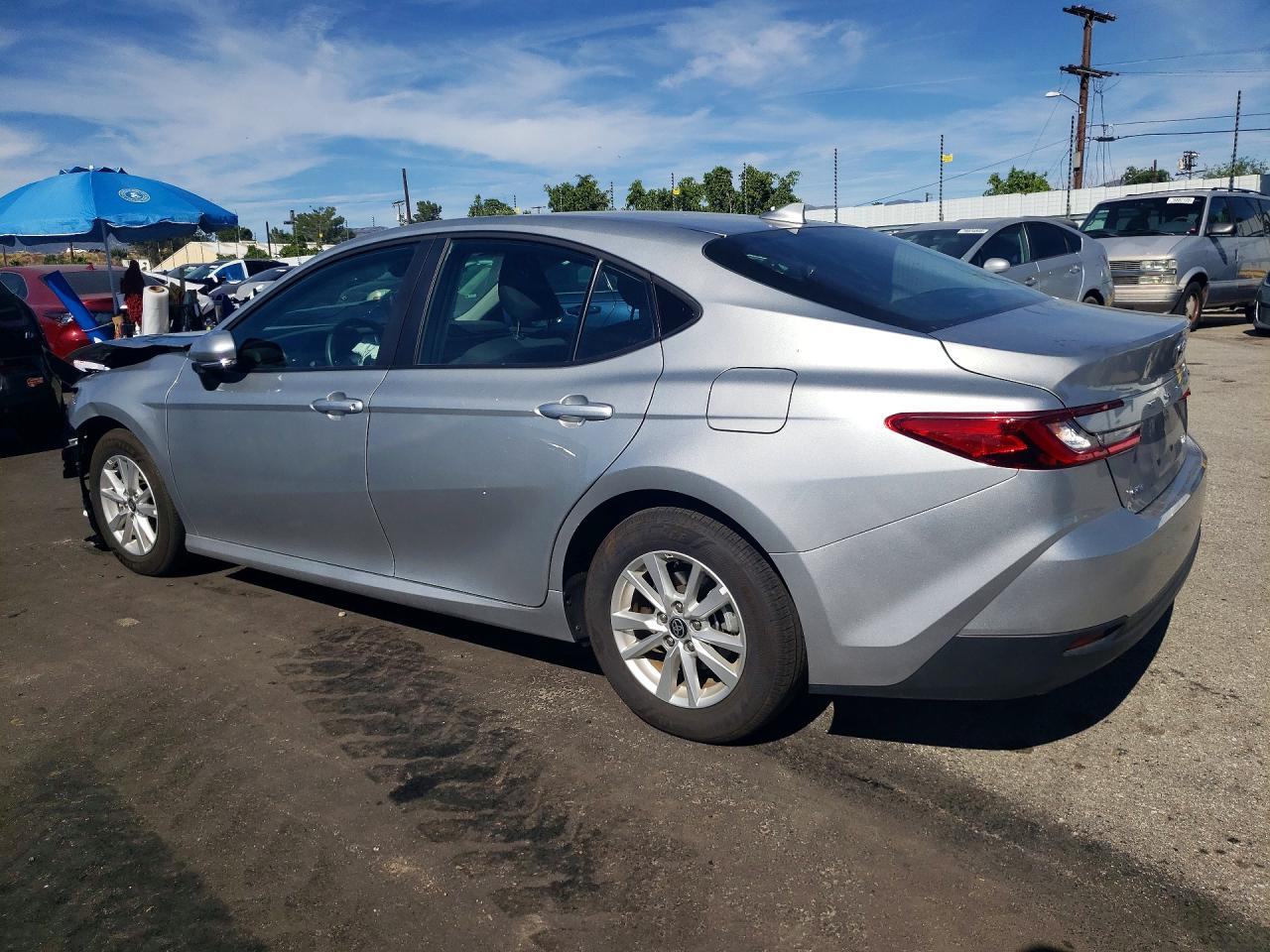 2025 TOYOTA CAMRY LE photo 2