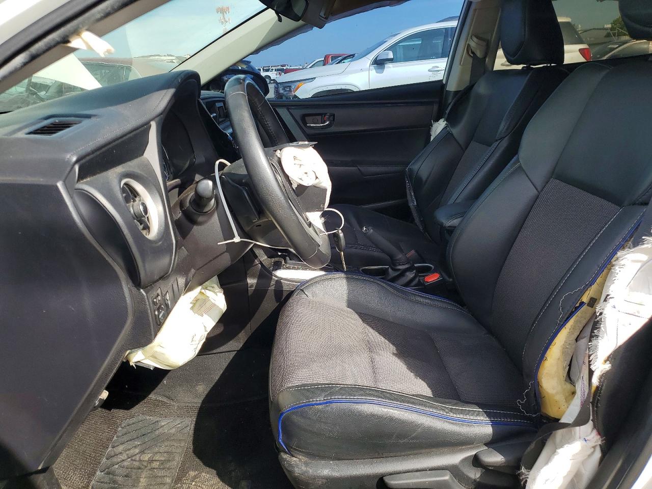 2018 TOYOTA COROLLA SE photo 7
