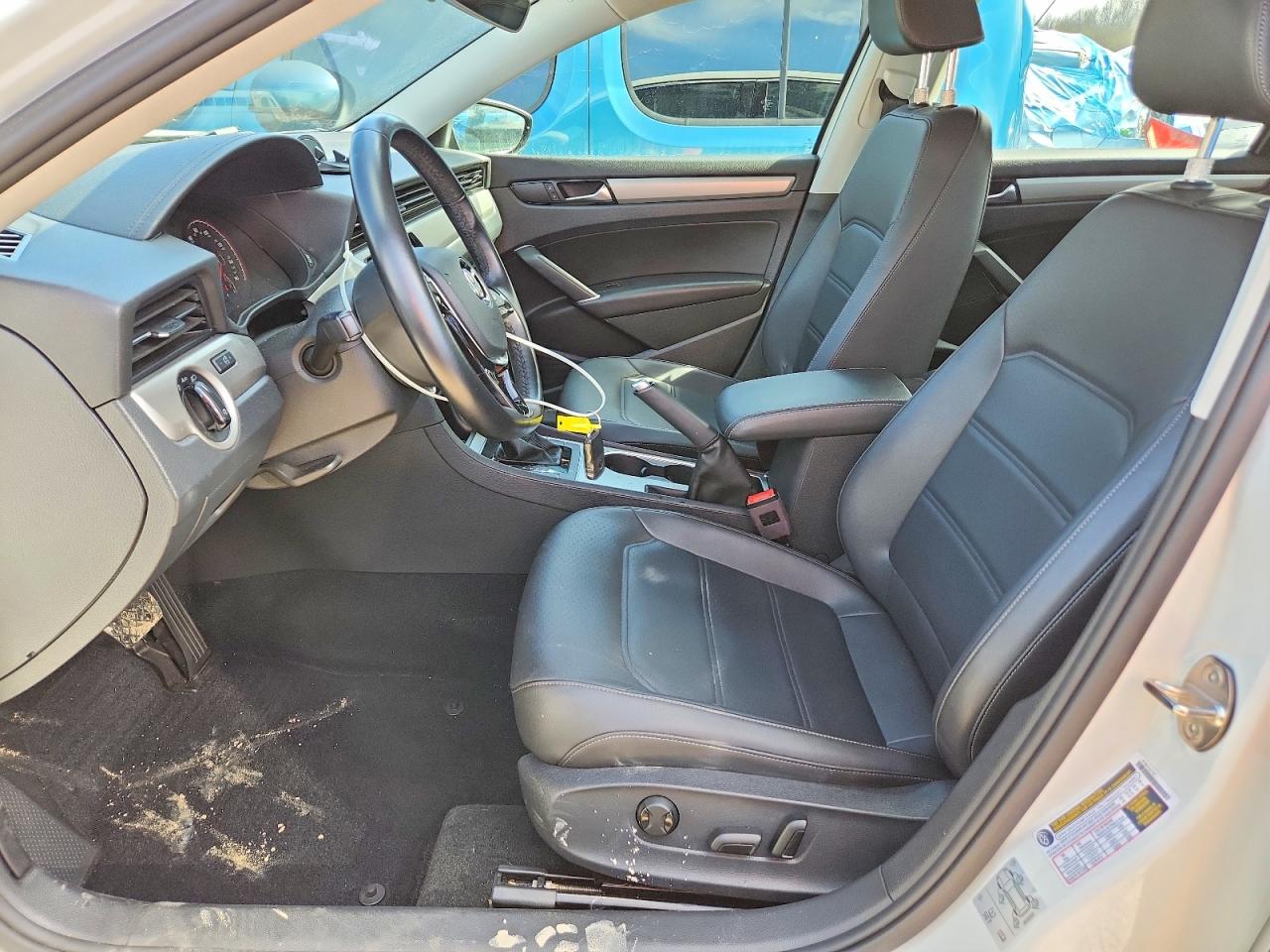 2020 VOLKSWAGEN PASSAT SE photo 7
