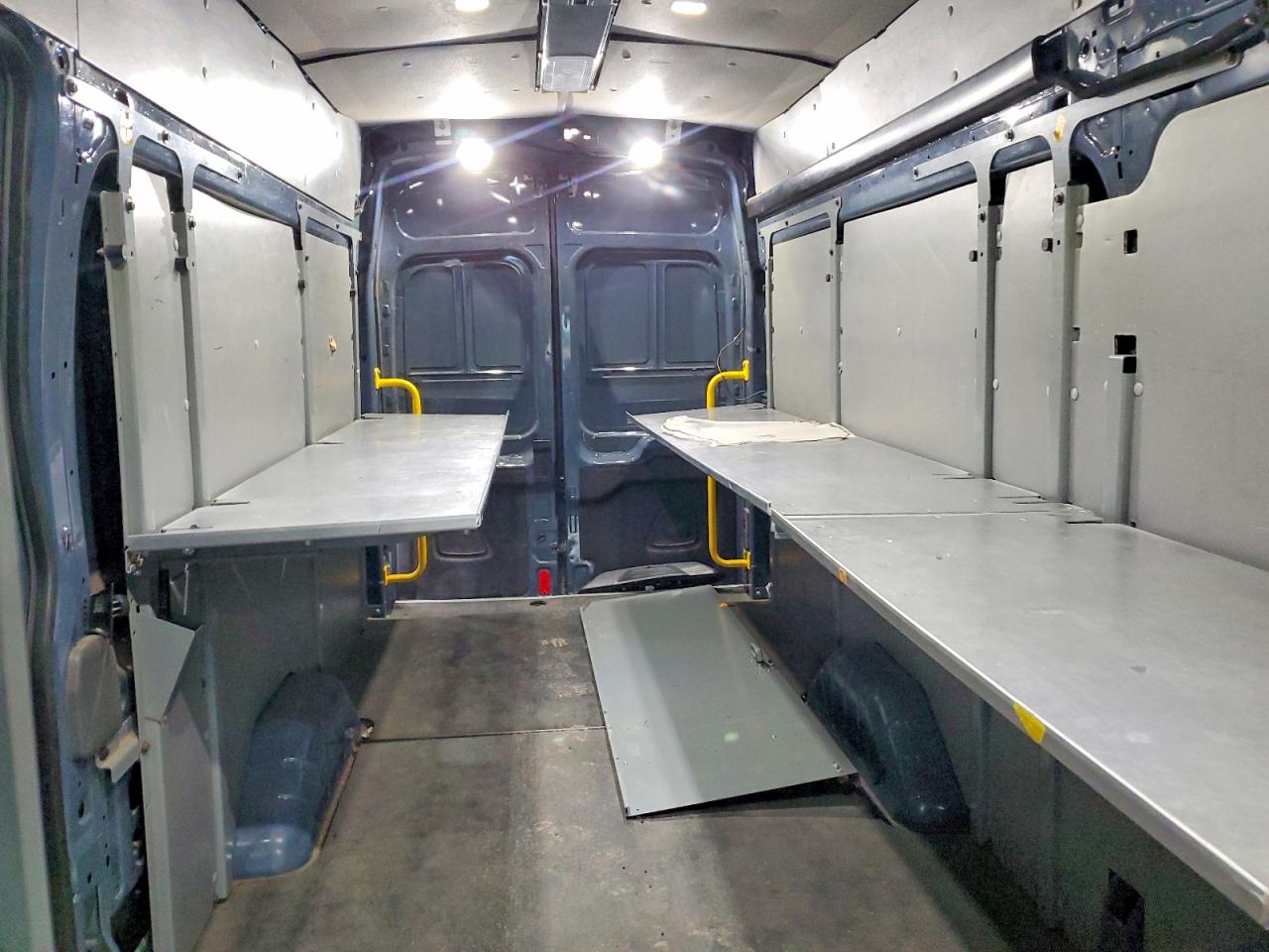 2020 FORD TRANSIT 250 DELIVERY VAN photo 11
