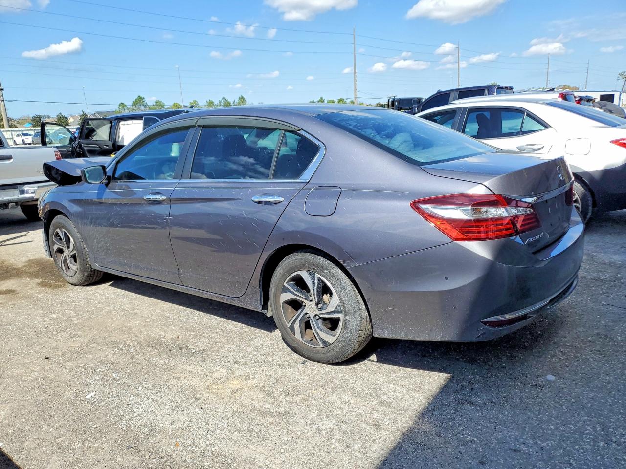 2016 HONDA ACCORD LX photo 4