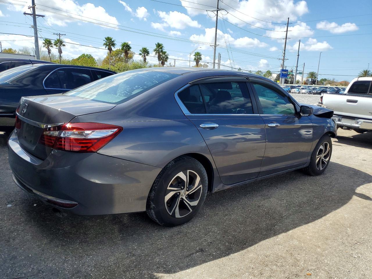 2016 HONDA ACCORD LX photo 7