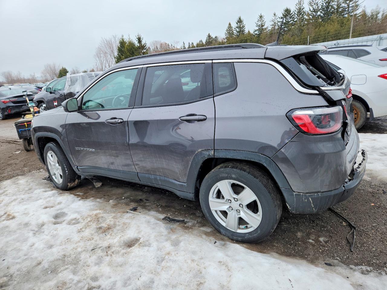 2022 JEEP COMPASS LATITUDE photo 2