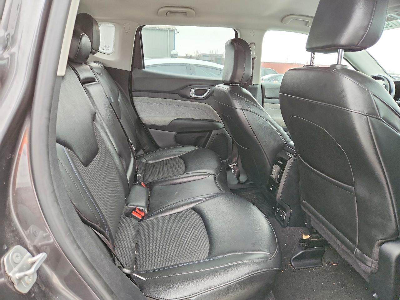 2022 JEEP COMPASS LATITUDE photo 11