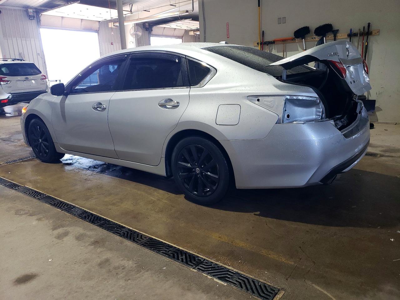 2017 NISSAN ALTIMA 2.5 SL photo 3