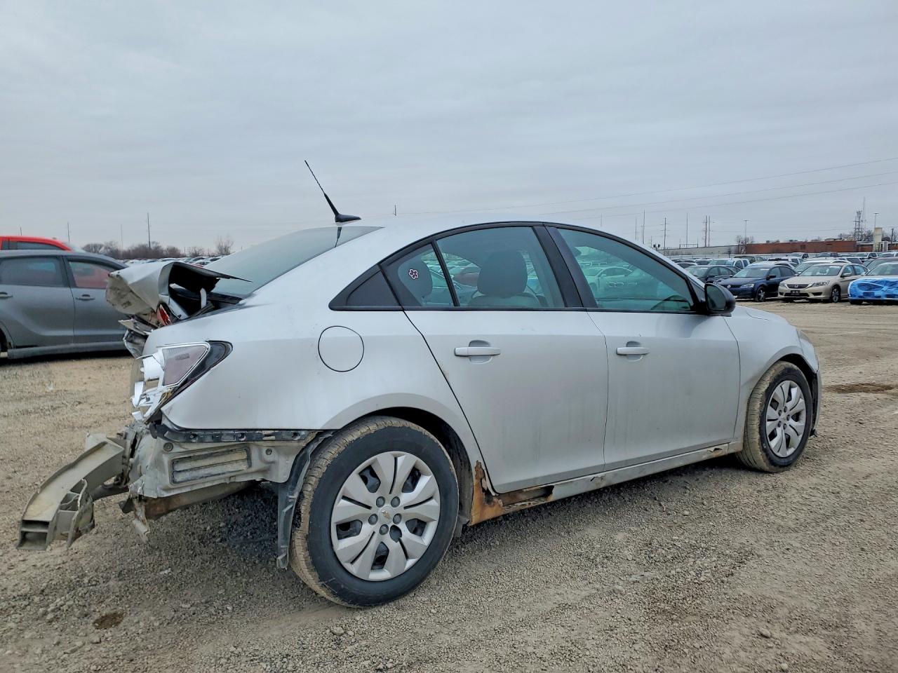 2014 CHEVROLET CRUZE LS photo 5