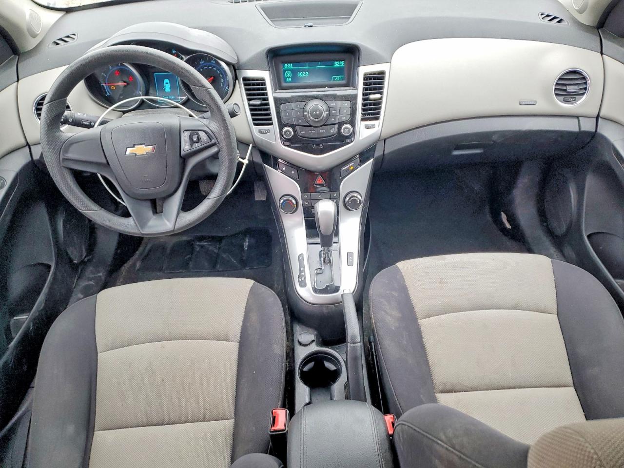 2014 CHEVROLET CRUZE LS photo 15