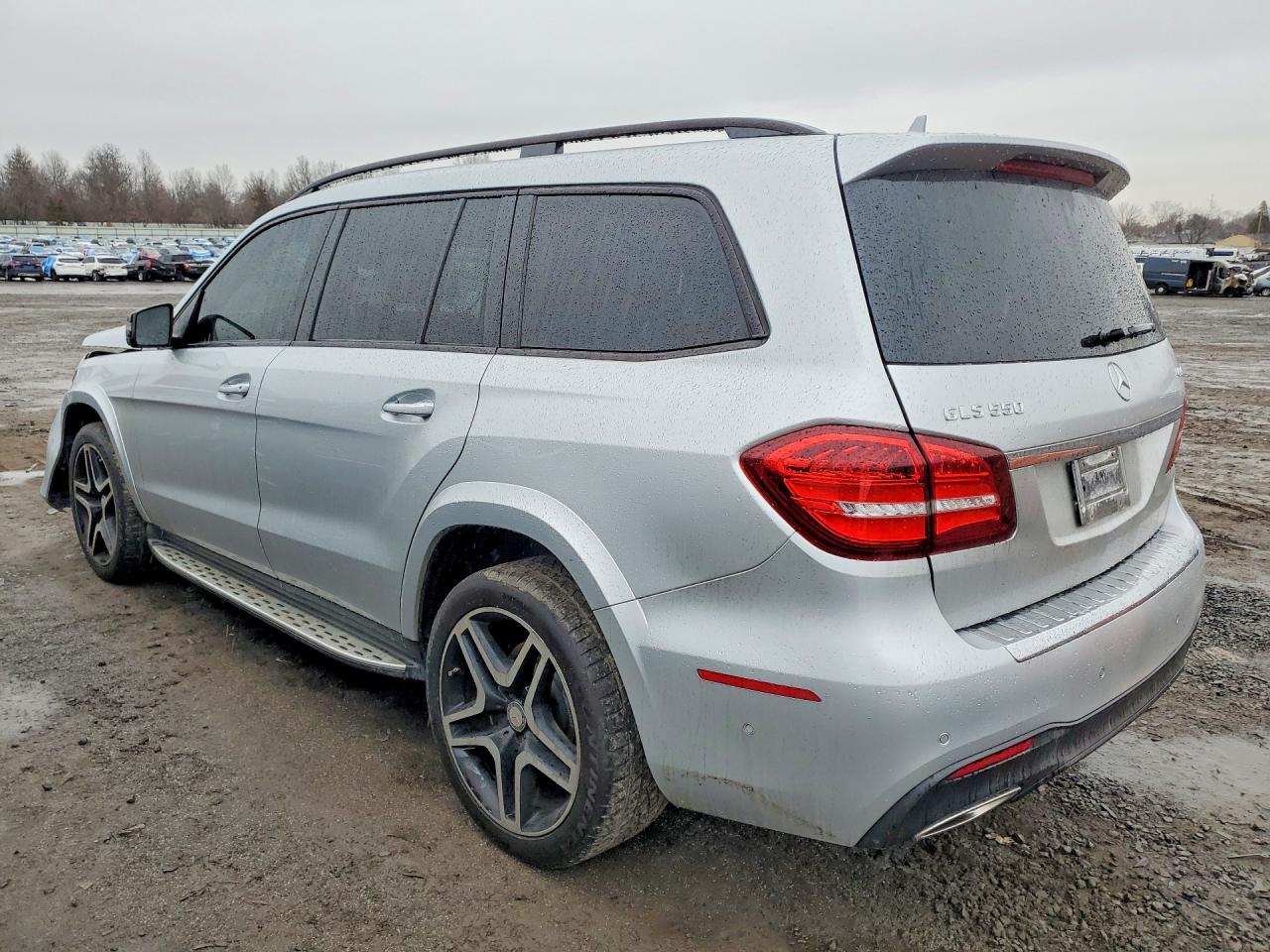 2017 MERCEDES-BENZ GLS 550 4MATIC photo 3