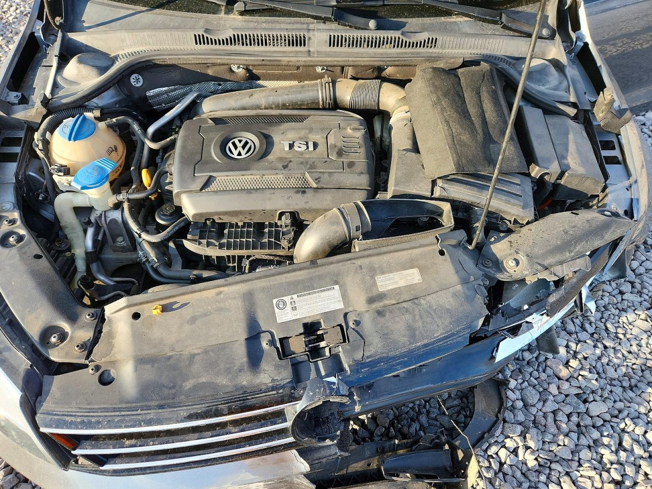 2015 VOLKSWAGEN JETTA SE photo 21