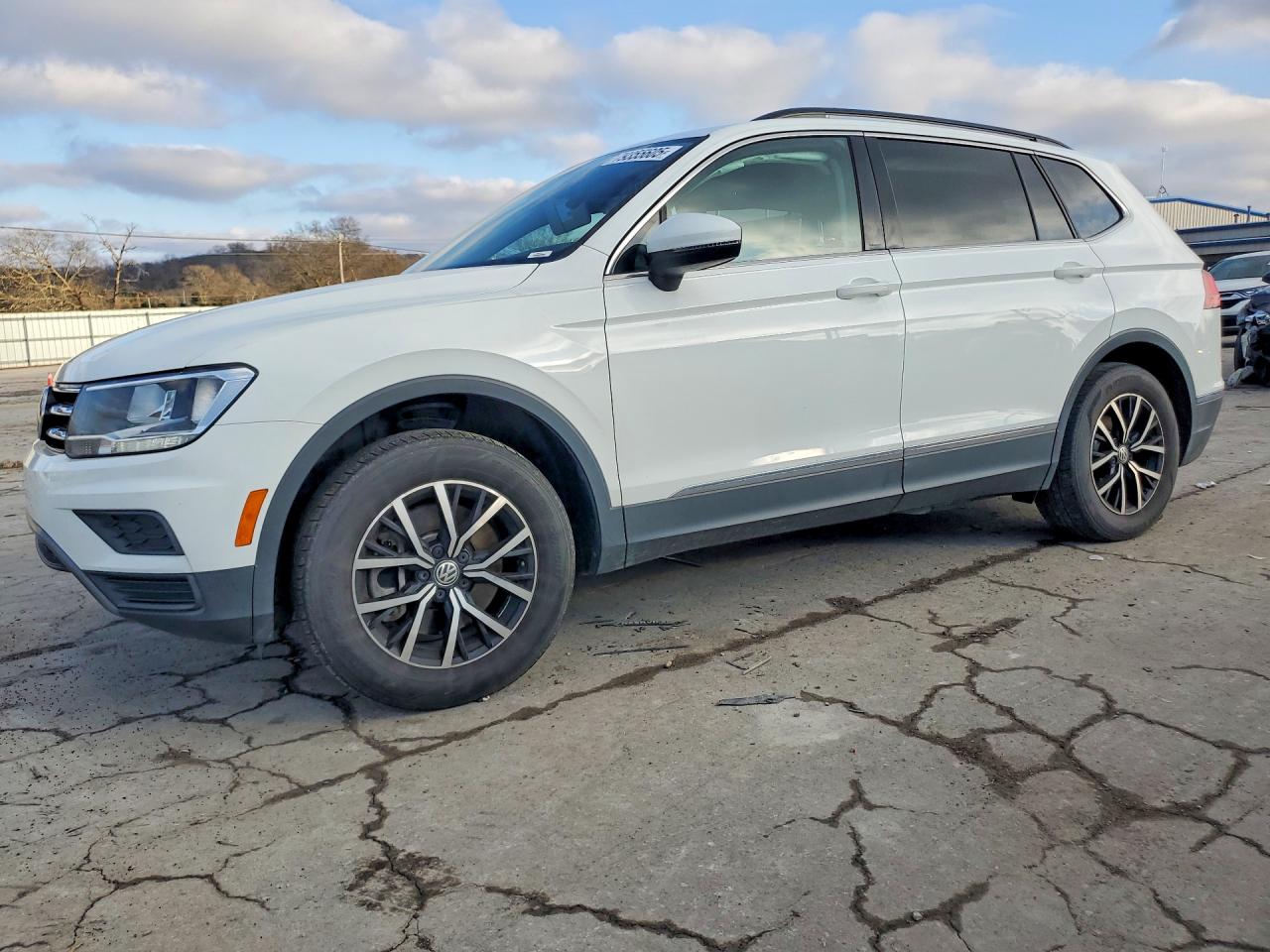 2021 VOLKSWAGEN TIGUAN